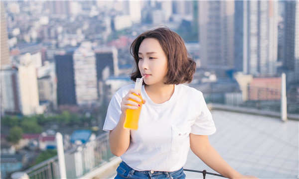 新华关于试管代生助孕多少钱的详尽分析与指导